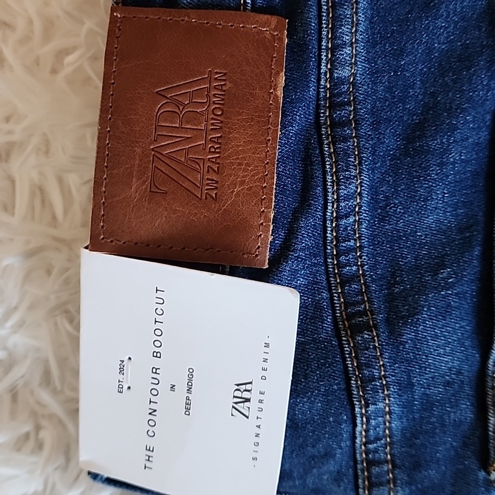 Zara Slim Fit Bootcut Mid Rise  Dark Blue Denim Jeans - Picture 2 of 11